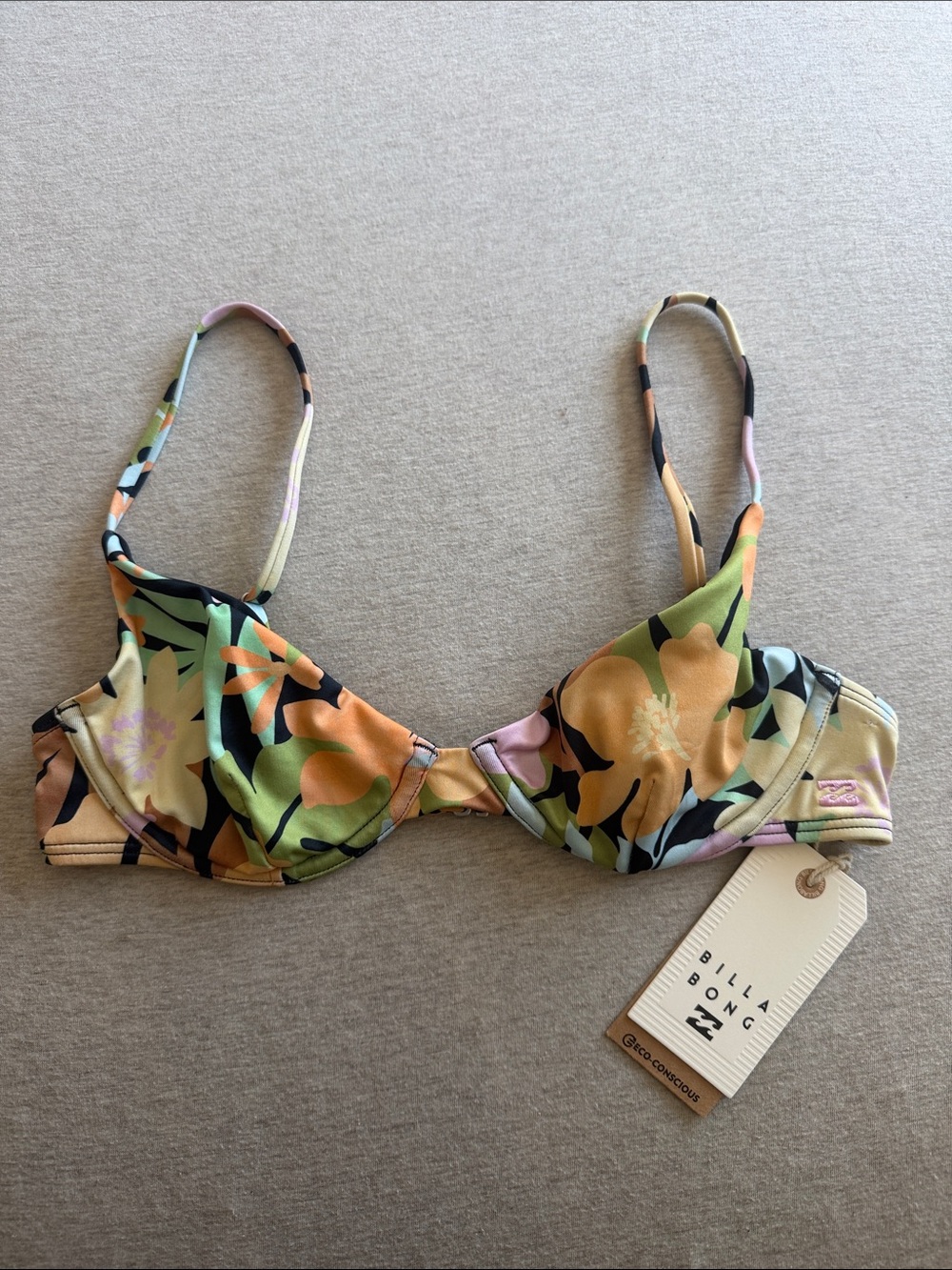 NWT Billabong Bikini Top